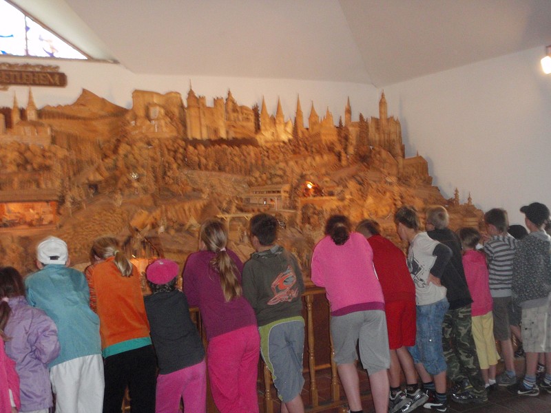 img00062.jpg