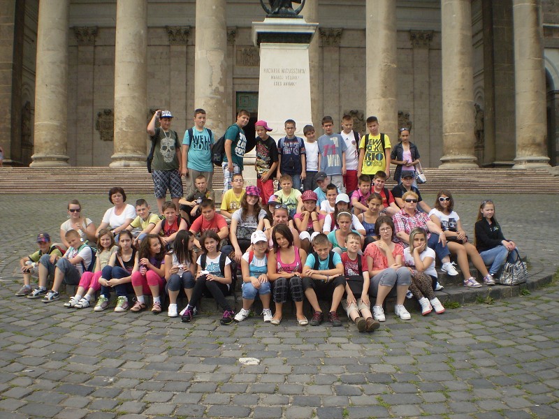 img00002.jpg