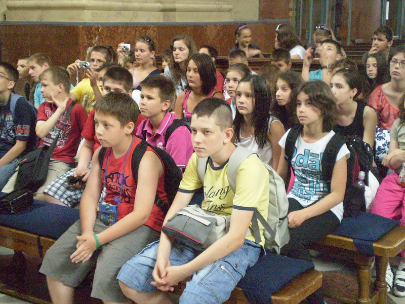 img00016.jpg