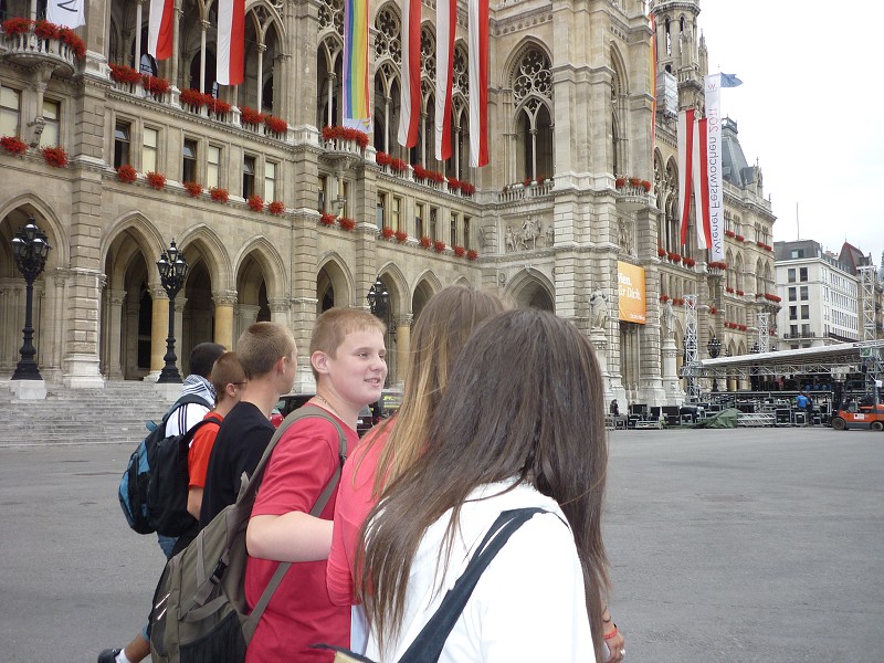 img00003.jpg