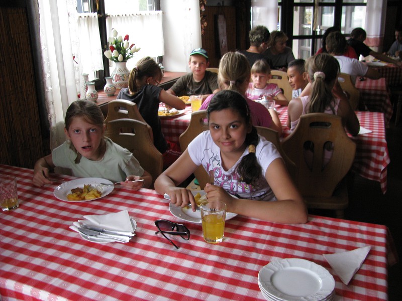 img00054.jpg