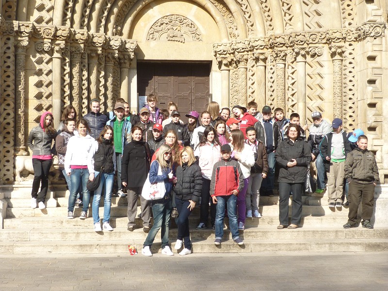 img00006.jpg