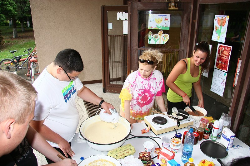 img00002.jpg