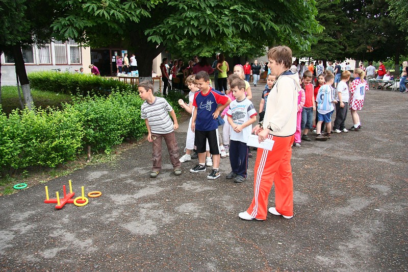 img00012.jpg