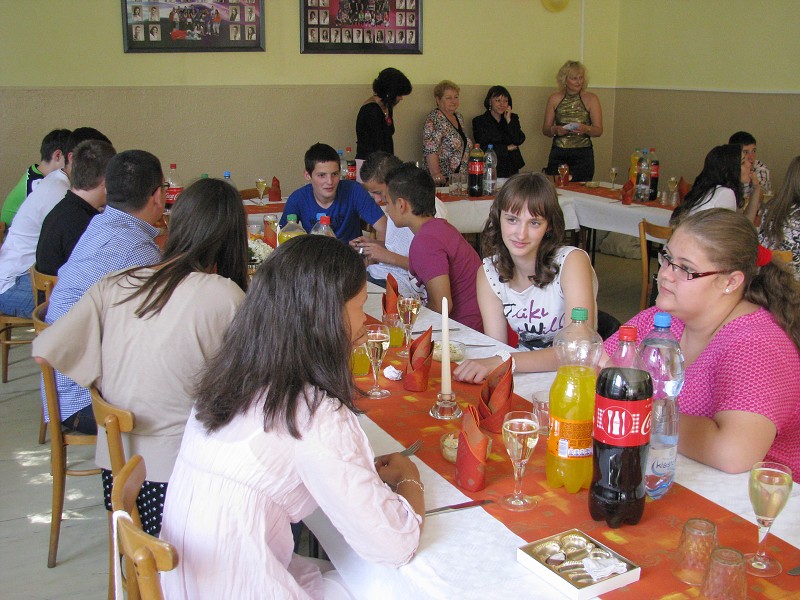 img00003.jpg