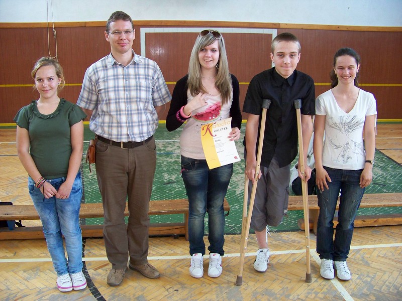 img00002.jpg