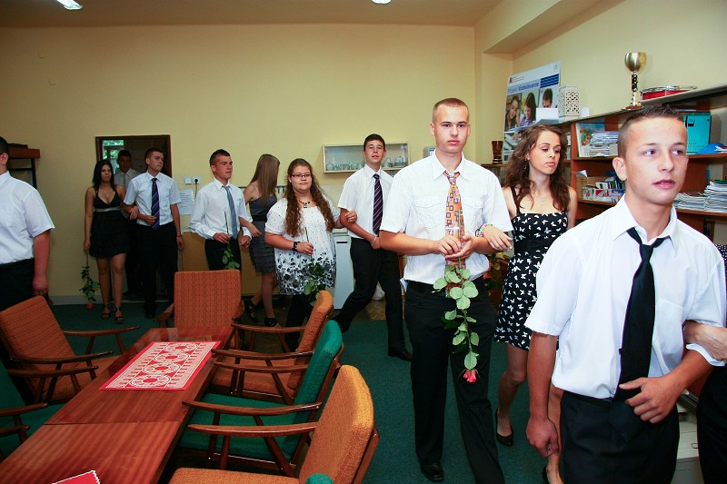 img00010.jpg