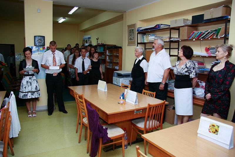 img00014.jpg