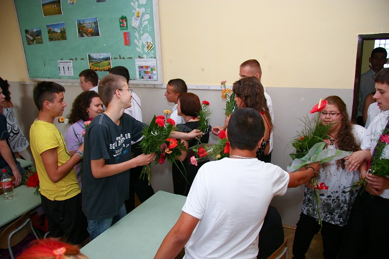 img00107.jpg