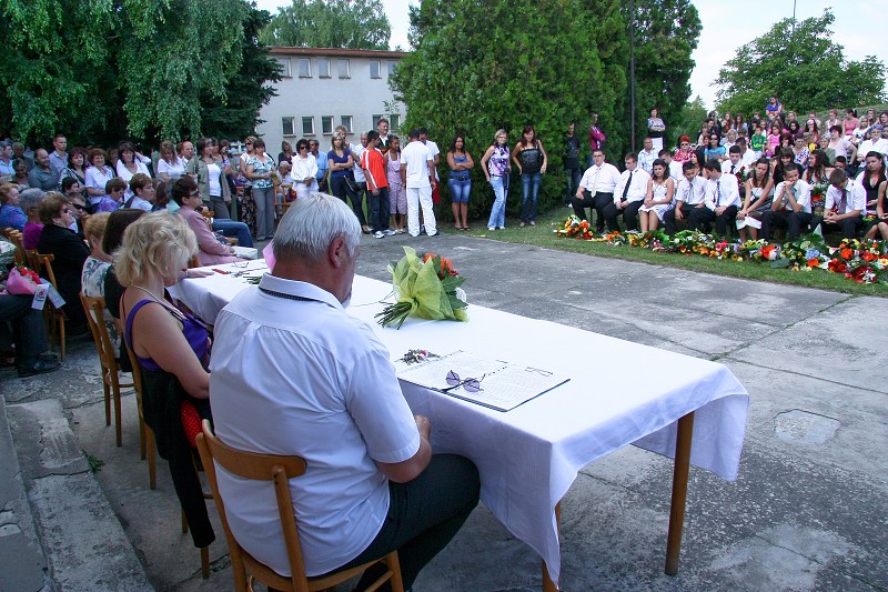 img00176.jpg