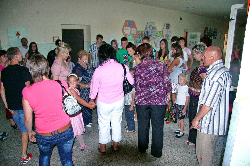img00008.jpg