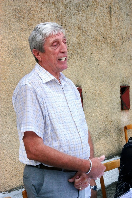 img00037.jpg