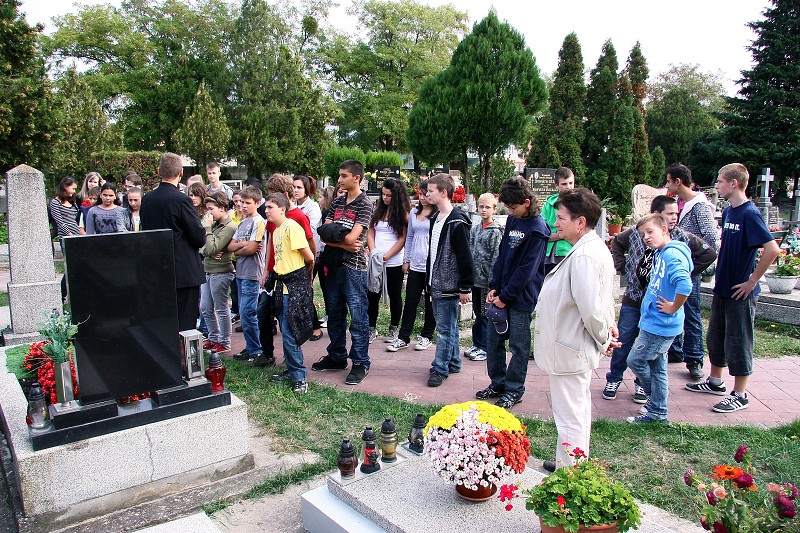 img00014.jpg