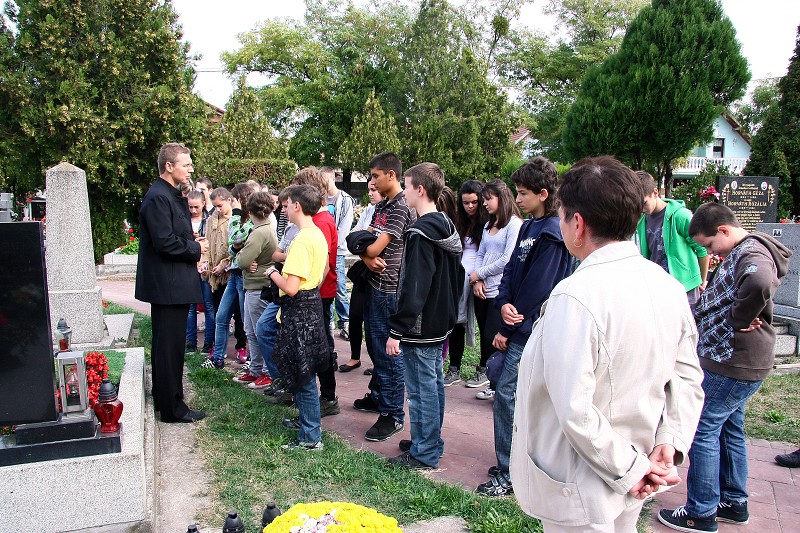 img00017.jpg