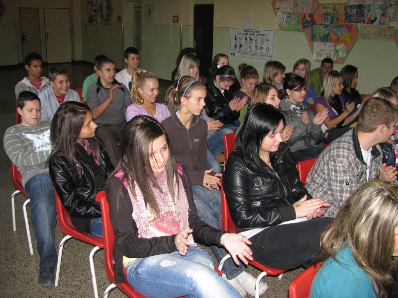 img00017.jpg